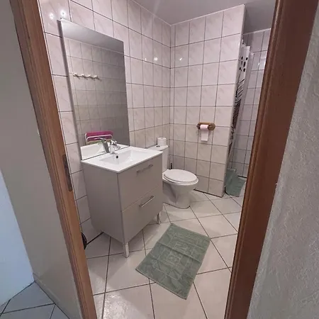 Les 2 Fontaines - 1 Apartment